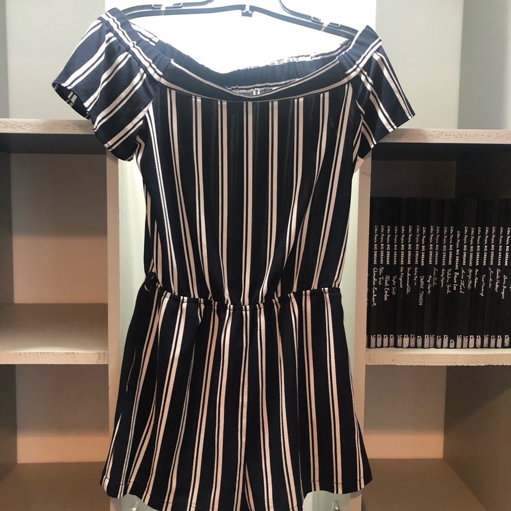 BE COOL Black and White Striped Off-Shoulder Romper